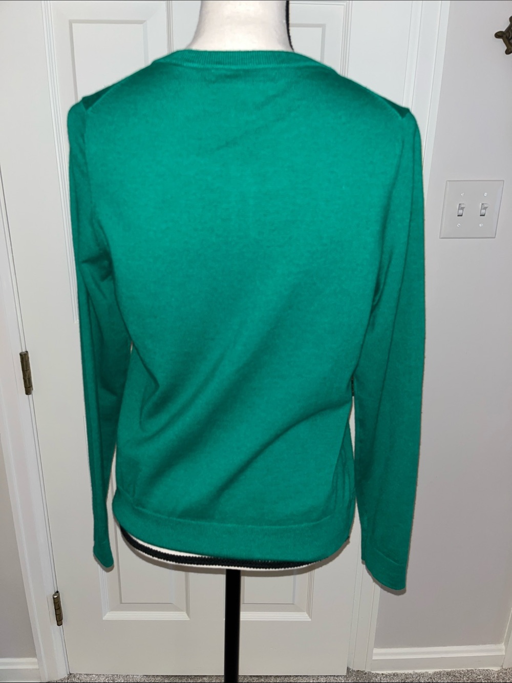 Banana Republic Green Cardigan Sweater Excellent- size Medium - Picture 4 of 9